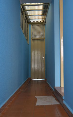 Casa à venda com 253m², 3 quartos e sem vagaÁrea de Circulação