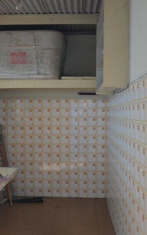 Casa à venda com 253m², 3 quartos e sem vagaÁrea de Serviço