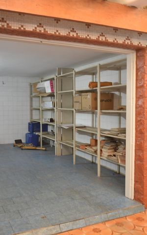 Casa à venda com 253m², 3 quartos e sem vagaGaragem