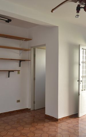 Casa à venda com 253m², 3 quartos e sem vagaedícula 