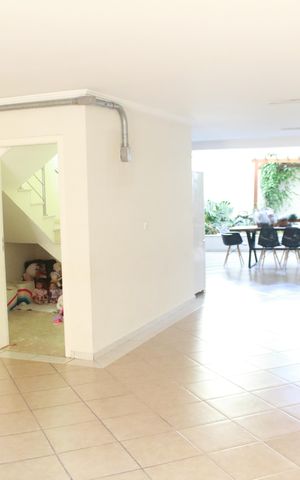 Casa à venda com 473m², 3 quartos e 8 vagasGaragem
