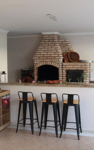 Casa à venda com 473m², 3 quartos e 8 vagasÁrea gourmet / Churrasqueira