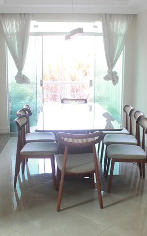 Casa à venda com 473m², 3 quartos e 8 vagasSala