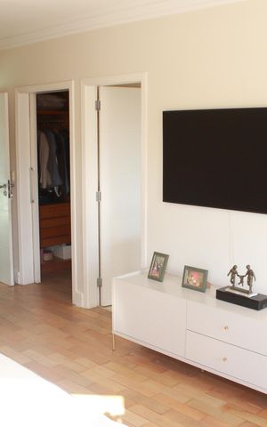Casa à venda com 473m², 3 quartos e 8 vagasQuarto Suíte 1