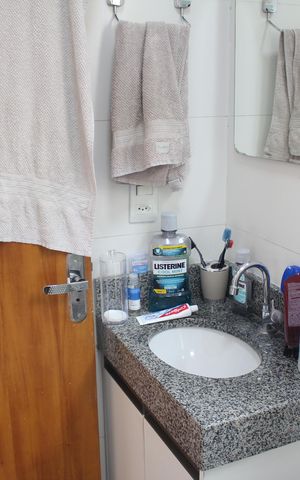 Casa à venda com 110m², 3 quartos e 2 vagasSuíte Banheiro