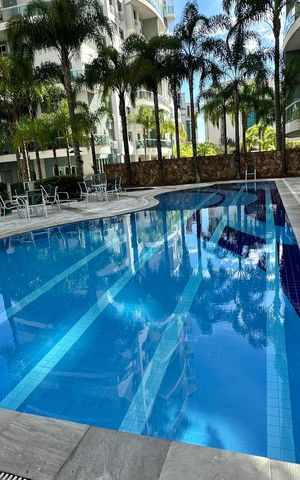 Apartamento para alugar com 120m², 3 quartos e 2 vagas Apartamento para alugar com 120m², 3 quartos e 2 vagasÁrea comum - Piscina