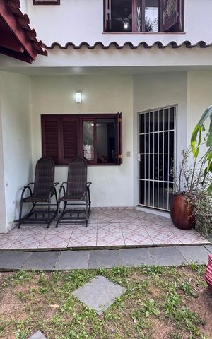 Casa à venda com 200m², 3 quartos e 3 vagas Casa à venda com 200m², 3 quartos e 3 vagasQuintal