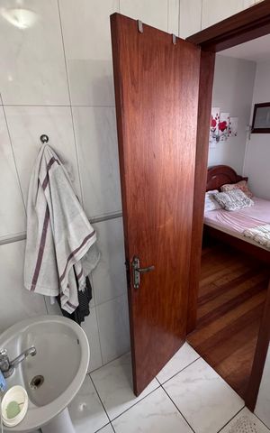 Casa à venda com 200m², 3 quartos e 3 vagas Casa à venda com 200m², 3 quartos e 3 vagasBanheiro da Suíte