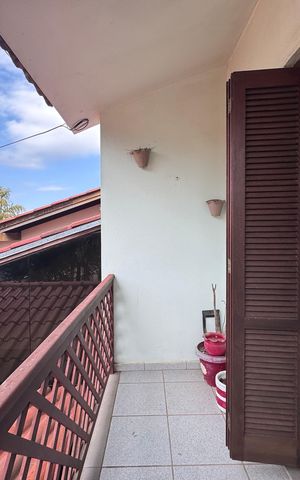 Casa à venda com 200m², 3 quartos e 3 vagas Casa à venda com 200m², 3 quartos e 3 vagasVaranda da Suíte