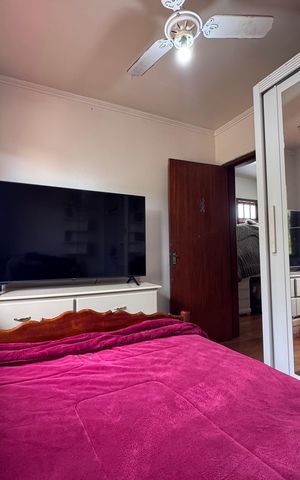 Casa à venda com 200m², 3 quartos e 3 vagas Casa à venda com 200m², 3 quartos e 3 vagasQuarto 1
