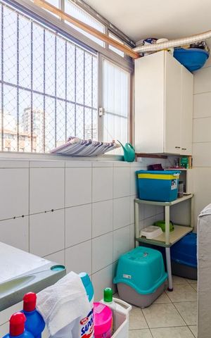 Apartamento à venda com 124m², 3 quartos e 1 vagaÁrea de Serviço