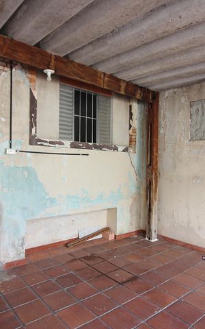 Casa à venda com 83m², 2 quartos e 2 vagasGaragem