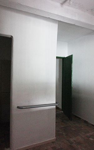 Casa à venda com 83m², 2 quartos e 2 vagasSuíte 