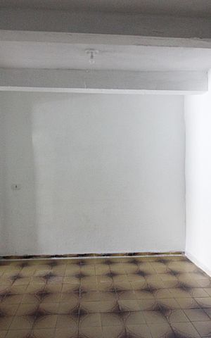 Casa à venda com 83m², 2 quartos e 2 vagasSala 