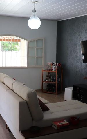 Casa à venda com 450m², 3 quartos e 2 vagasSala