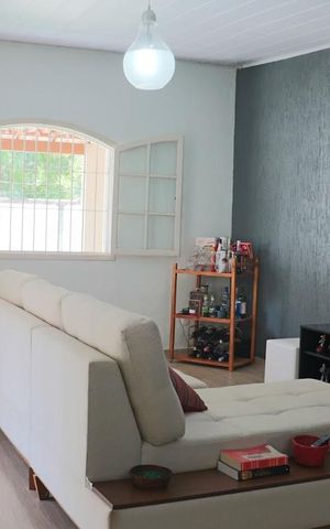 Casa à venda com 450m², 3 quartos e 2 vagasSala