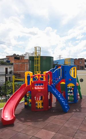 Apartamento à venda com 45m², 2 quartos e sem vaga Apartamento à venda com 45m², 2 quartos e sem vagaPlayground
