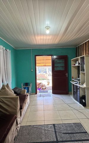 Casa à venda com 200m², 2 quartos e 1 vaga Casa à venda com 200m², 2 quartos e 1 vagaSala