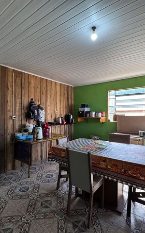 Casa à venda com 200m², 2 quartos e 1 vaga Casa à venda com 200m², 2 quartos e 1 vagaCozinha