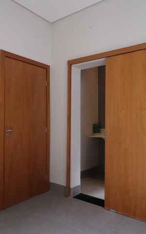 Casa de condomínio para alugar com 218m², 4 quartos e 2 vagas Suíte