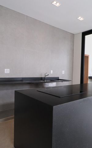 Casa de condomínio para alugar com 218m², 4 quartos e 2 vagasCozinha