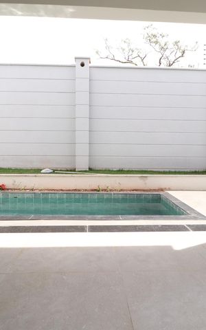 Casa de condomínio para alugar com 218m², 4 quartos e 2 vagasPiscina