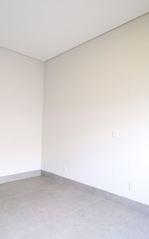 Casa de condomínio para alugar com 218m², 4 quartos e 2 vagasSuíte 2