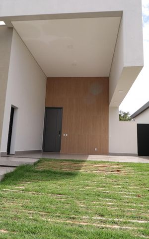 Casa de condomínio para alugar com 218m², 4 quartos e 2 vagasFachada