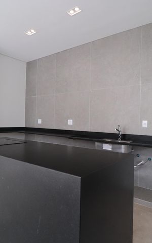 Casa de condomínio para alugar com 218m², 4 quartos e 2 vagasCozinha