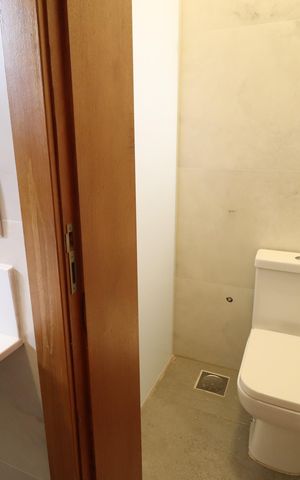 Casa de condomínio para alugar com 218m², 4 quartos e 2 vagasBanheiro Suíte 4