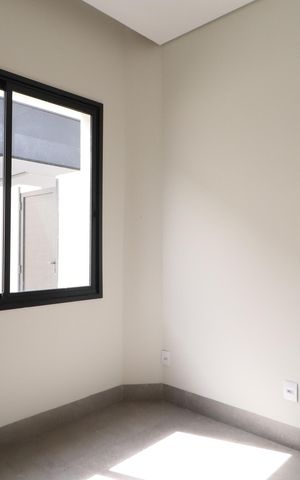Casa de condomínio para alugar com 218m², 4 quartos e 2 vagas Suíte