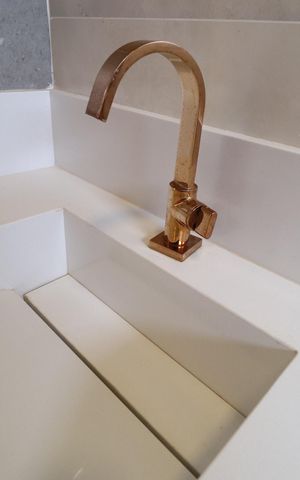 Casa de condomínio para alugar com 218m², 4 quartos e 2 vagasBanheiro de Serviço