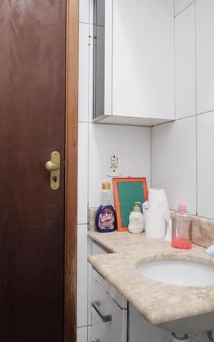 Casa à venda com 170m², 3 quartos e 2 vagasBanheiro Suíte 