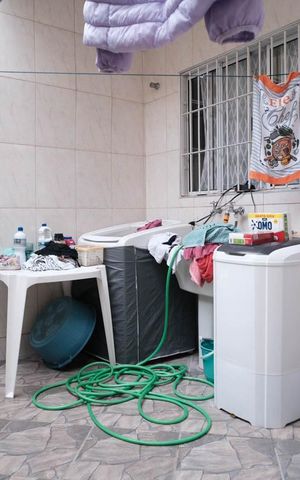 Casa à venda com 170m², 3 quartos e 2 vagasÁrea de Serviço
