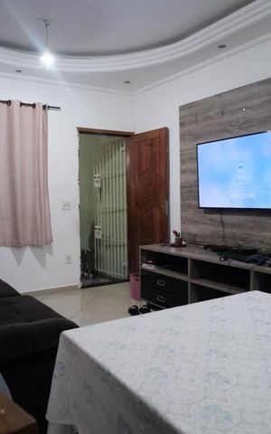 Casa à venda com 170m², 3 quartos e 2 vagasSala