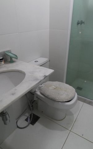 Apartamento à venda com 75m², 2 quartos e 1 vagaBanheiro da suíte
