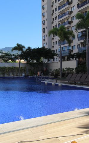 Apartamento à venda com 75m², 2 quartos e 1 vagaÁrea comum - Piscina
