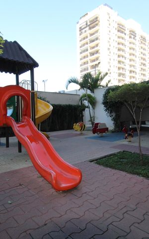 Apartamento à venda com 75m², 2 quartos e 1 vagaÁrea comum - Playground