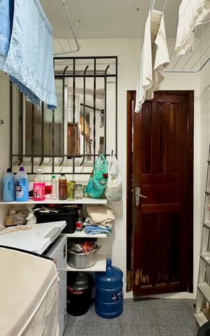 Casa de condomínio à venda com 297m², 5 quartos e 2 vagas Casa de condomínio à venda com 297m², 5 quartos e 2 vagasÁrea de Serviço