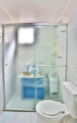 Apartamento à venda com 60m², 2 quartos e 1 vaga Apartamento à venda com 60m², 2 quartos e 1 vagaBanheiro