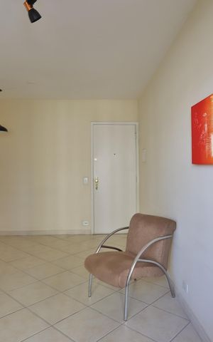 Apartamento à venda com 60m², 2 quartos e 1 vaga Apartamento à venda com 60m², 2 quartos e 1 vagaSala