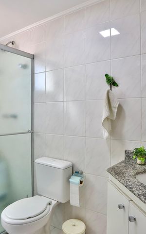 Apartamento à venda com 60m², 2 quartos e 1 vaga Apartamento à venda com 60m², 2 quartos e 1 vagaBanheiro