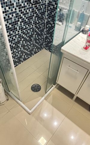 Apartamento à venda com 107m², 3 quartos e 2 vagas Apartamento à venda com 107m², 3 quartos e 2 vagasBanheiro