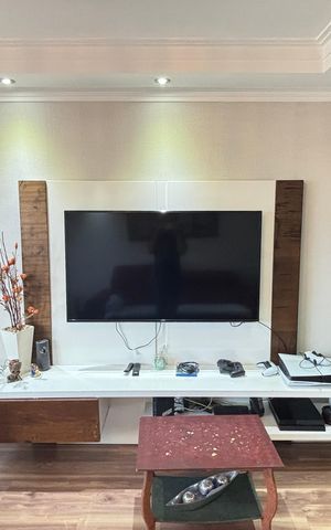Apartamento à venda com 107m², 3 quartos e 2 vagas Apartamento à venda com 107m², 3 quartos e 2 vagasSala