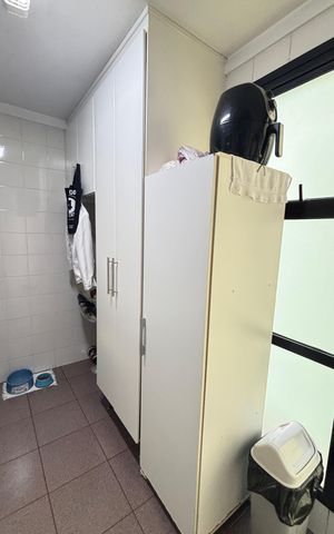 Apartamento à venda com 107m², 3 quartos e 2 vagas Apartamento à venda com 107m², 3 quartos e 2 vagasÁrea de Serviço