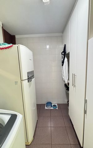 Apartamento à venda com 107m², 3 quartos e 2 vagas Apartamento à venda com 107m², 3 quartos e 2 vagasÁrea de Serviço