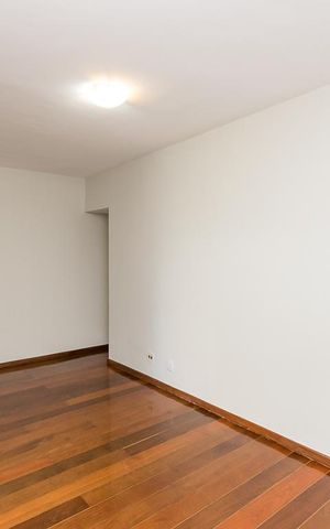 Apartamento à venda com 116m², 3 quartos e 1 vaga Apartamento à venda com 116m², 3 quartos e 1 vagaSala