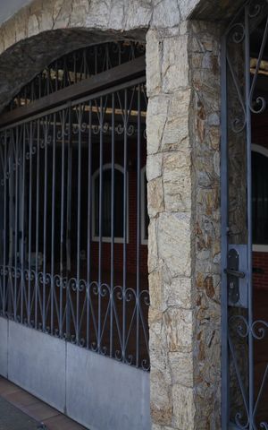 Casa à venda com 280m², 5 quartos e 3 vagasPlaca