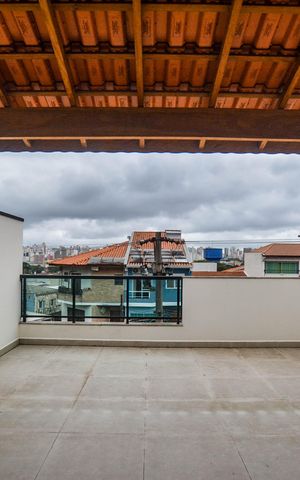Casa à venda com 130m², 3 quartos e 2 vagas Casa à venda com 130m², 3 quartos e 2 vagasCobertura