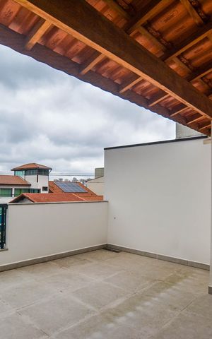Casa à venda com 130m², 3 quartos e 2 vagas Casa à venda com 130m², 3 quartos e 2 vagasCobertura